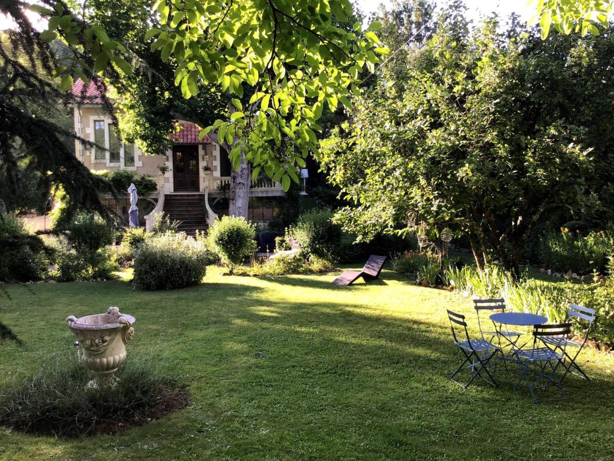 Villa Léovil Saint-Pompont Esterno foto